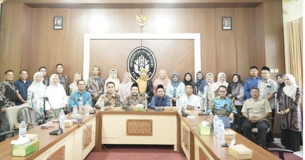 UIN Salatiga Benchmarking ke UIN Palangka Raya, Dalami Strategi Penjaminan Mutu dan Daya Saing Global