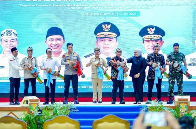 Dari Rakerda APDESI, Gubernur Agustiar Tegaskan Desa Fondasi Kemajuan Kalimantan Tengah