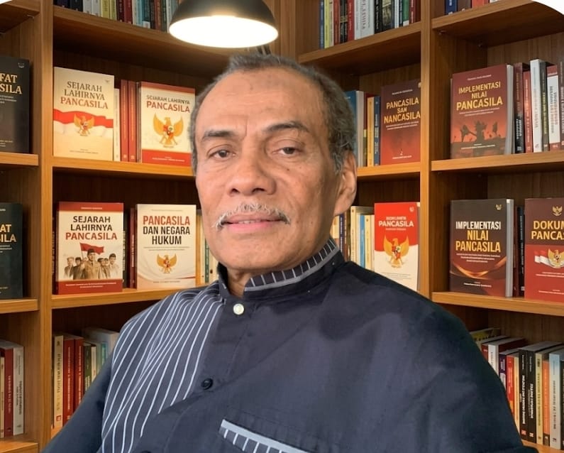 Peringatan Prof. La Ode Husen: Pancasila Terancam Jadi Pajangan di Era Digital