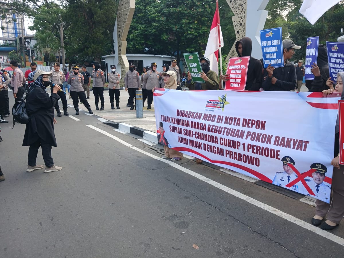 BaraNusa Unjuk Rasa di Balai Kota Depok, Desak Hentikan MBG hingga Kritik Kinerja Pemkot dan DPRD