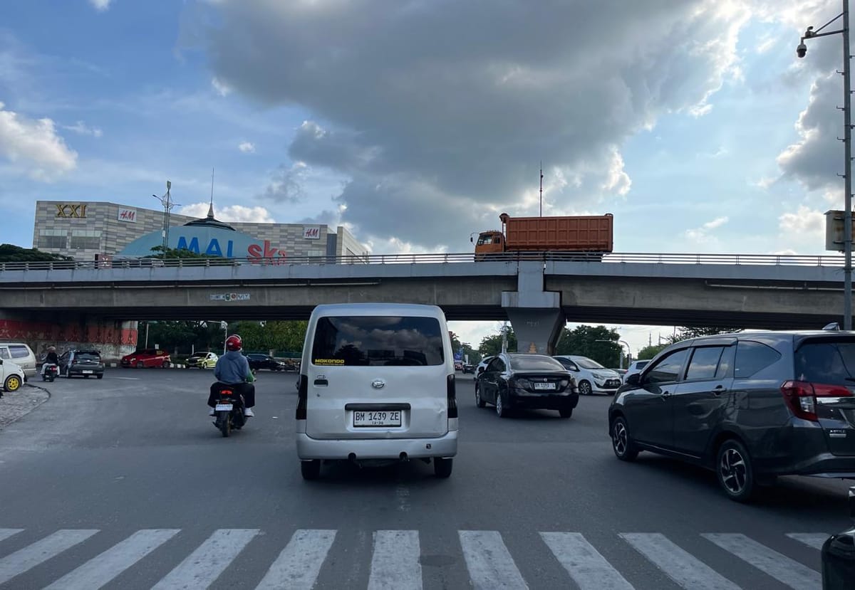 Pemprov Riau Urai Macet Simpang SKA, Dua U-Turn Jalan Nangka Diperlebar Mulai Juli