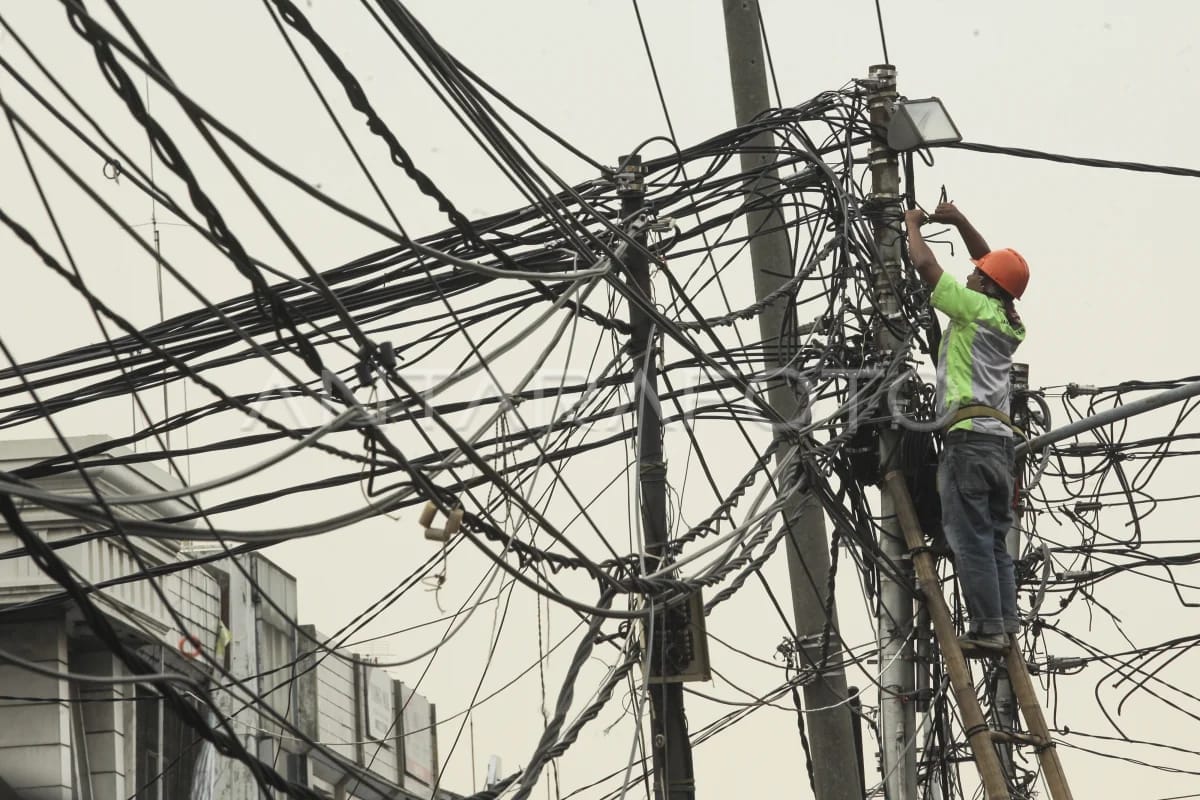 Perda SJUT Jadi Kunci Penataan Kabel Semrawut, Pemprov DKI Bidik Jakarta Lebih Rapi dan Modern