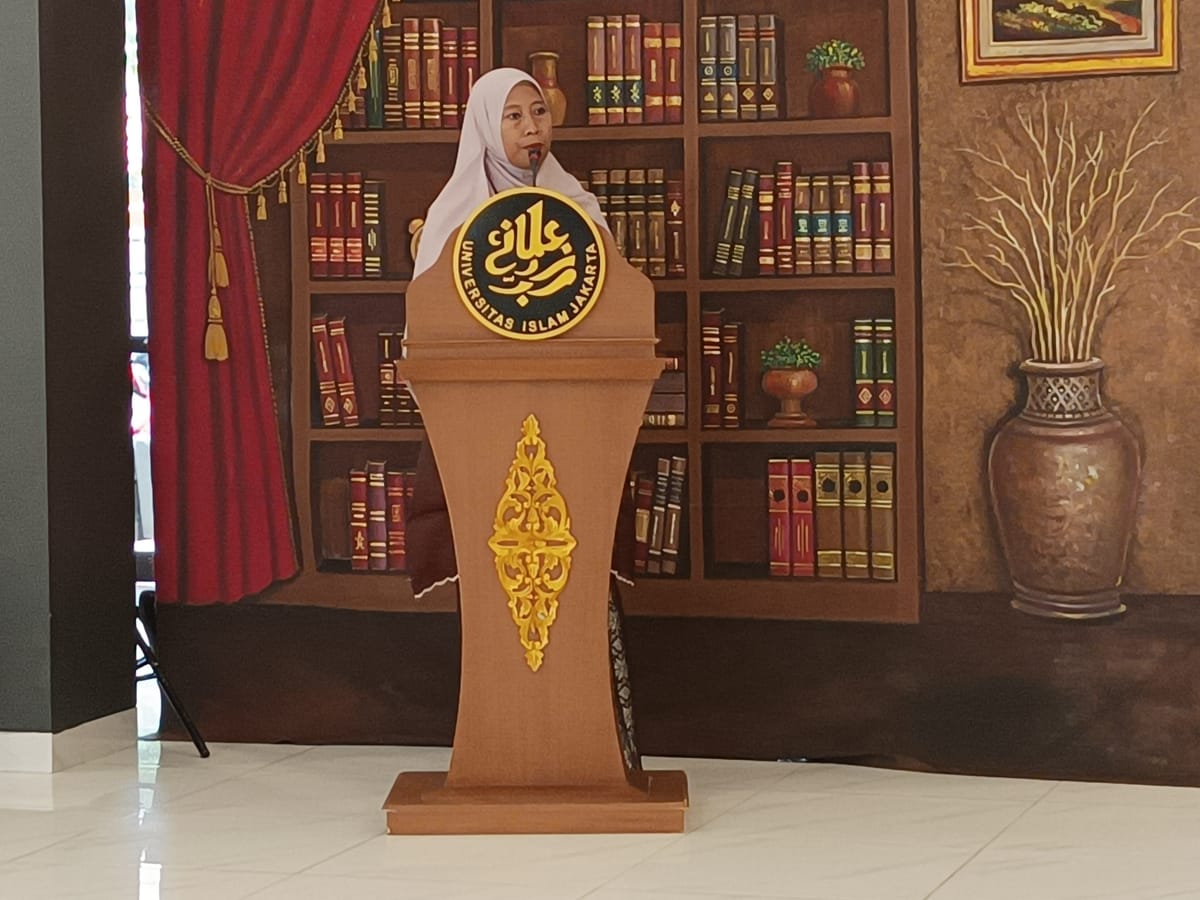 Disertasi Nurhasanah: Inovasi Bahan Ajar Tarikh ISMUBA Raih Gelar Doktor di UIJ