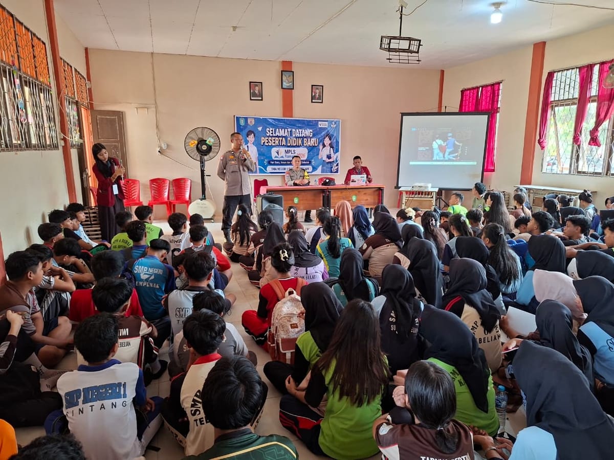 Siswa Baru SMA di Sintang Diberi “Alarm Bahaya” Judi Online dan Kenakalan Remaja