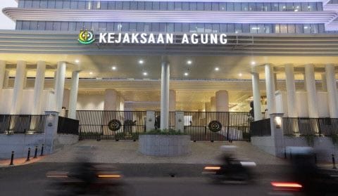 Mantan Jampidsus Ditahan : Prosedur Kilat, Rompi Hilang, Jerit Keadilan Kaum Marjinal