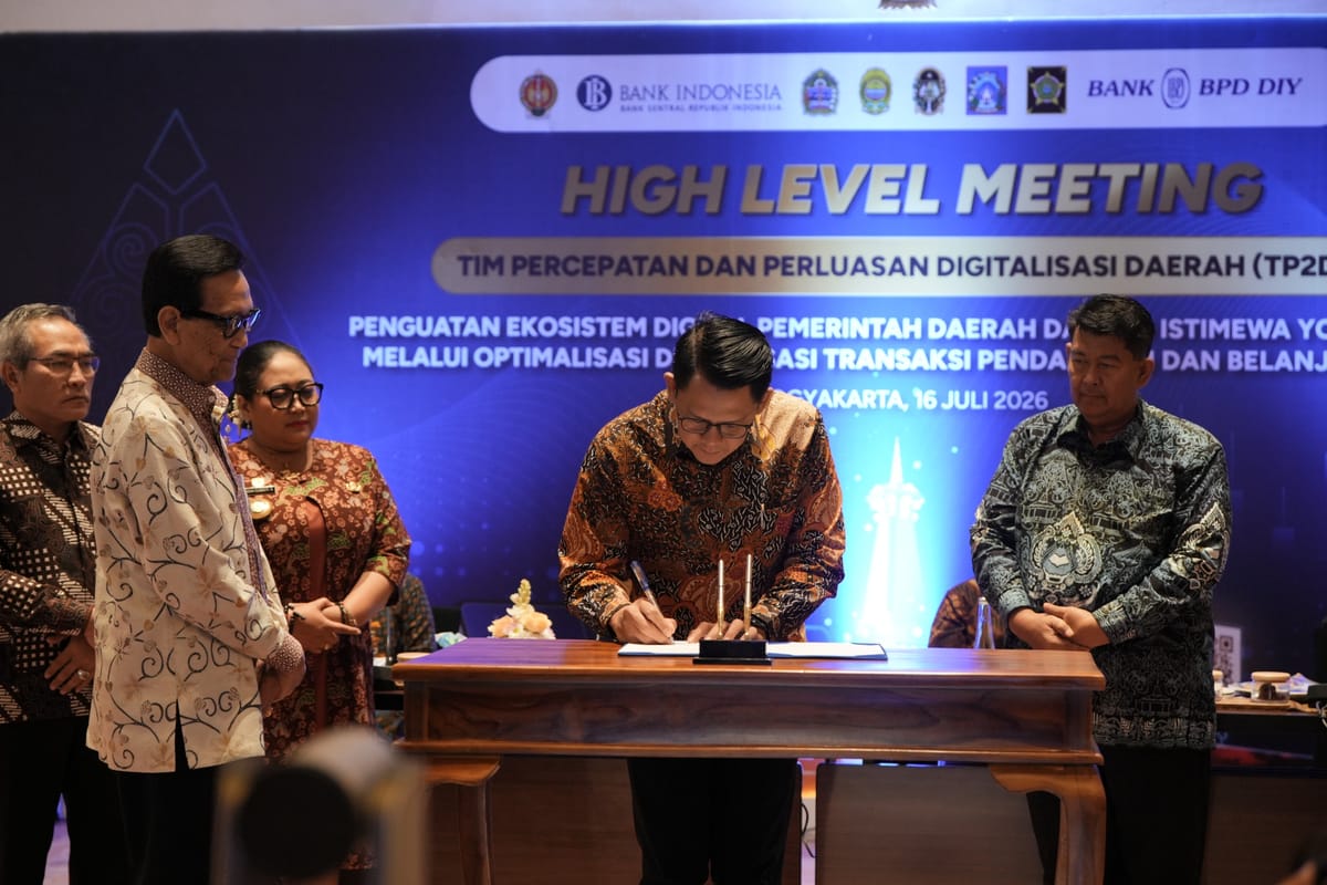 Luncurkan Kartu Kredit Indonesia, Gubernur DIY Tekankan Digitalisasi Harus Permudah Layanan Masyarakat