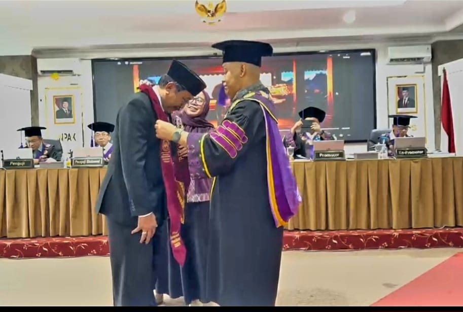 Mantan Direktur Program dan Berita RRI Raih Gelar Doktor Manajemen Pendidikan