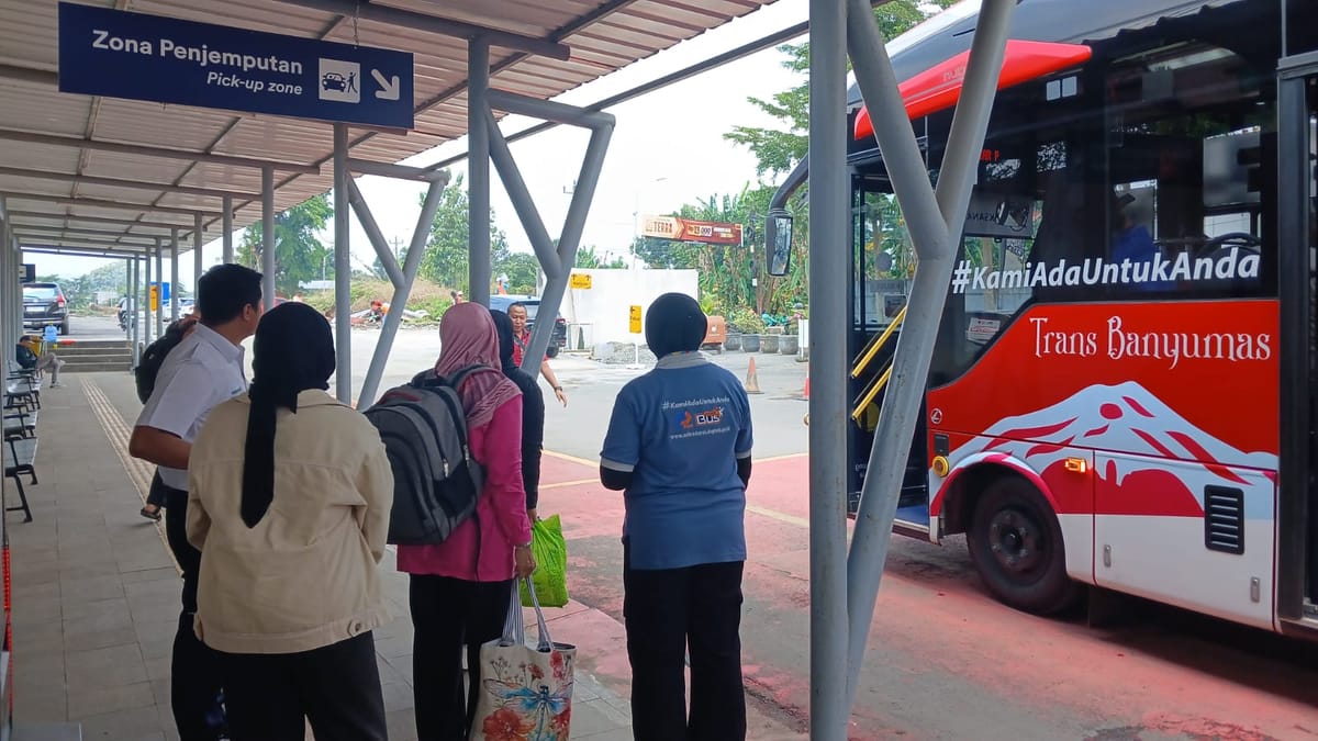 68.121 Pelanggan Manfaatkan Boarding Gate Pintu Barat Stasiun Purwokerto pada Semester I 2026