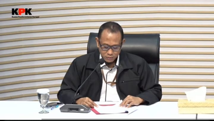 KPK Jelaskan Kronologi OTT Bupati dan Sekdakab Kuantan Singingi