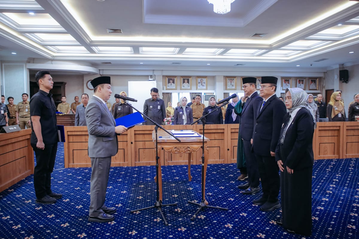 Sekdaprov Lampung Marindo Lantik  Pejabat Pimpinan Tinggi Pratama, Harus Mampu Pimpin Transformasi Digital