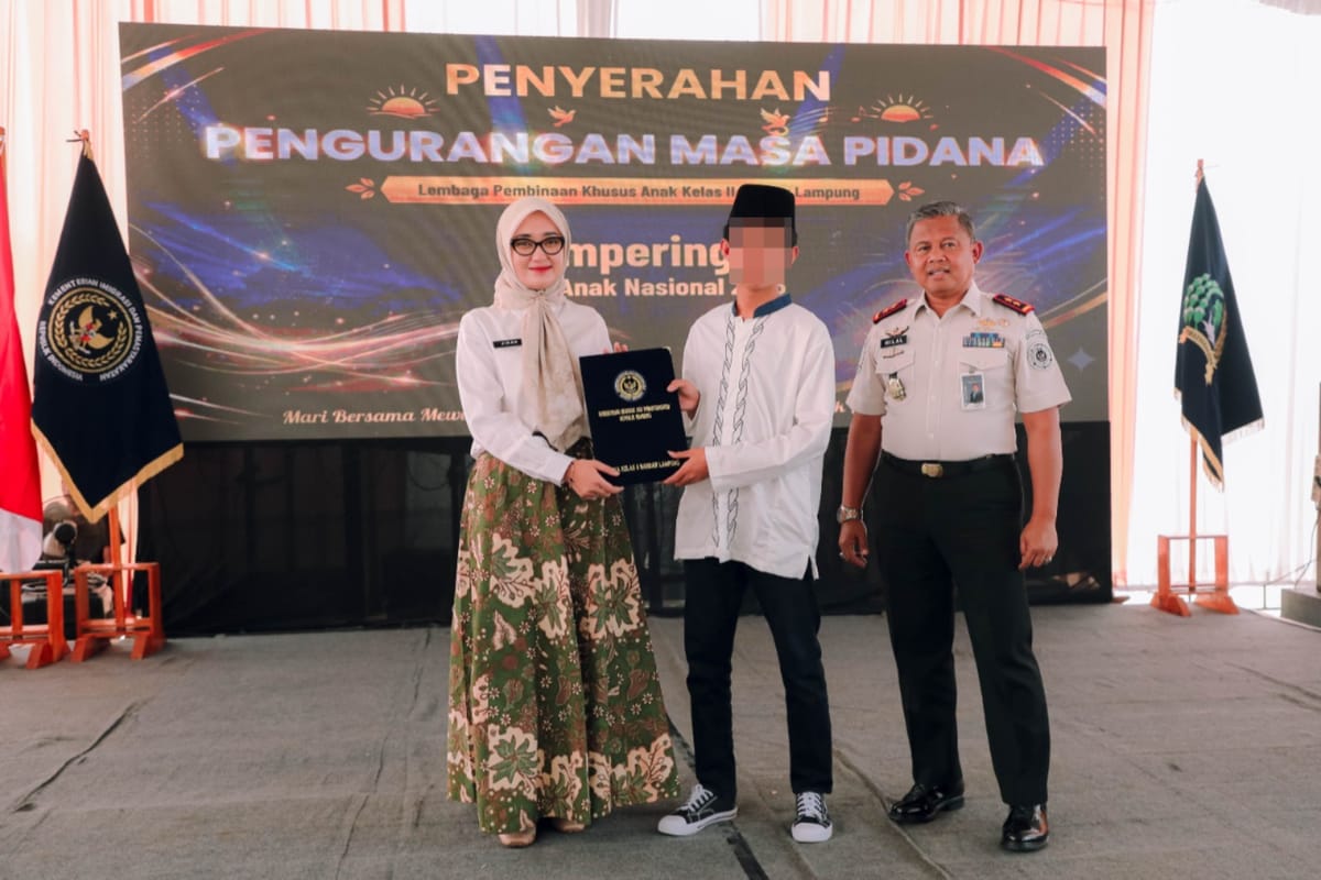 Wagub Jihan Nurlela Serahkan Remisi Khusus Kepada Anak Binaan LPKA Kelas II Bandarlampung