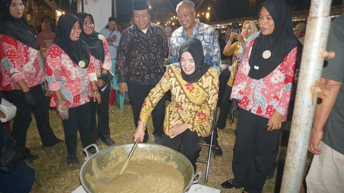 Festival Bubur Suro Menjadi Ajang Edukai Transaksi Digital