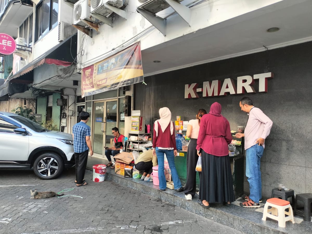 Pelaku Usaha Mikro Keluhkan Potongan Biaya QRIS Yang Diminati Konsumen
