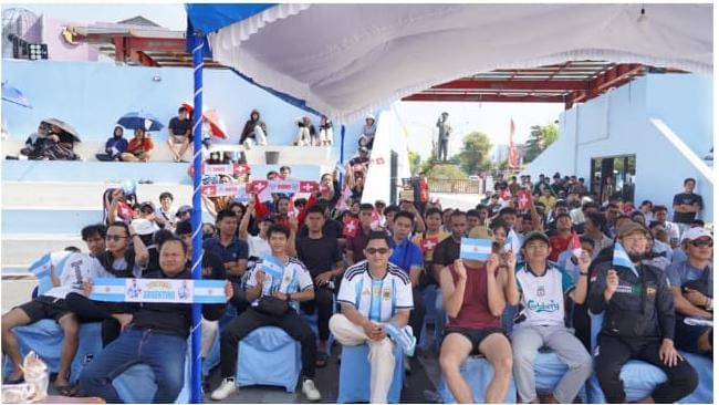 Pagi Penuh Euforia, Nobar Argentina vs Swiss Semarakkan Bundaran Besar