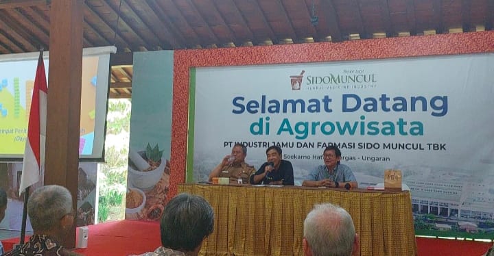 Dewan Pengupahan Kalimantan Selatan Kunjungi lndustri Jamu  di Semarang