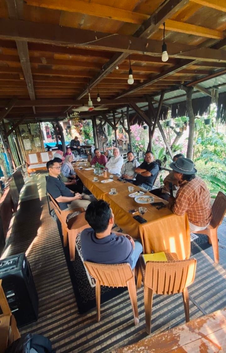 Hubungan Sejenis: Fenomena Sosial, Budaya dan Agama