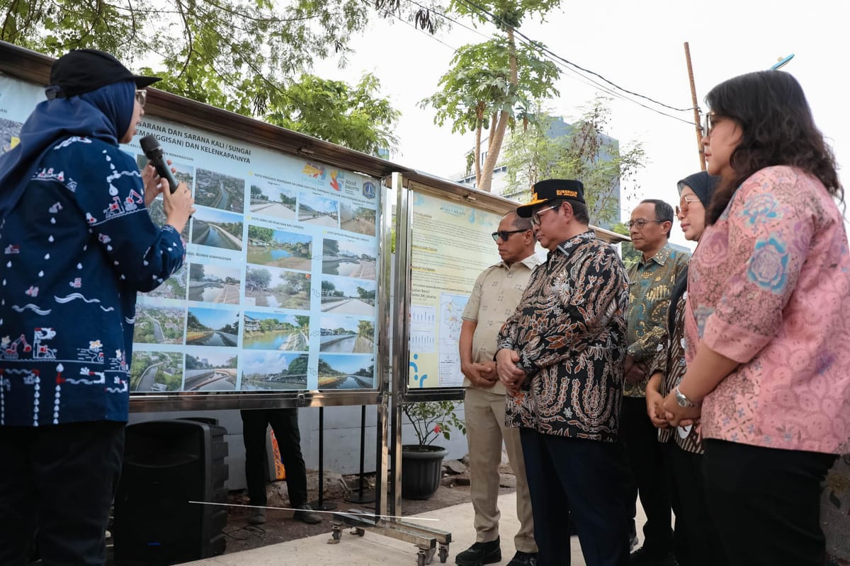Pemprov DKI Tuntaskan Pembangunan Tanggul dan Jalan Inspeksi Kali Grogol Secepatnya