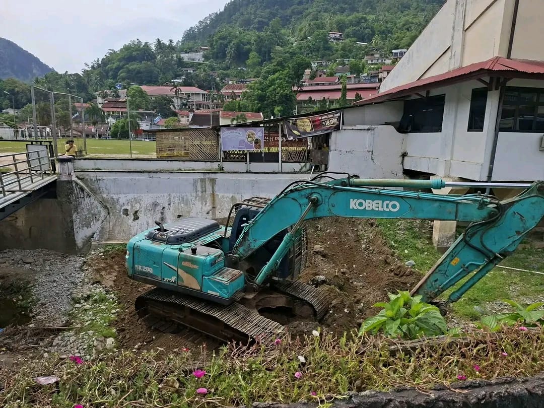Wali Kota Sawahlunto Riyanda Putra Instruksikan Pembersihan Batang Lunto