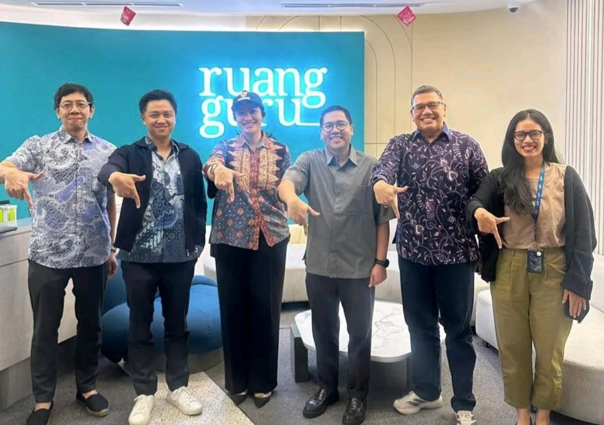 Bupati Annisa Evaluasi Program Dharmasraya Juara Bersama Co-Founder Ruangguru, Fokus Tingkatkan Dampak Nyata bagi Siswa