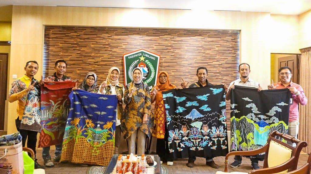 Lumajang Persiapkan Batik Motif Tumpak Sewu Jadi Identitas Baru