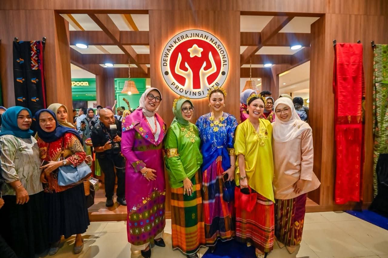 Dekranasda NTB Perkuat Pembinaan Perajin di HUT Dekranas ke-46
