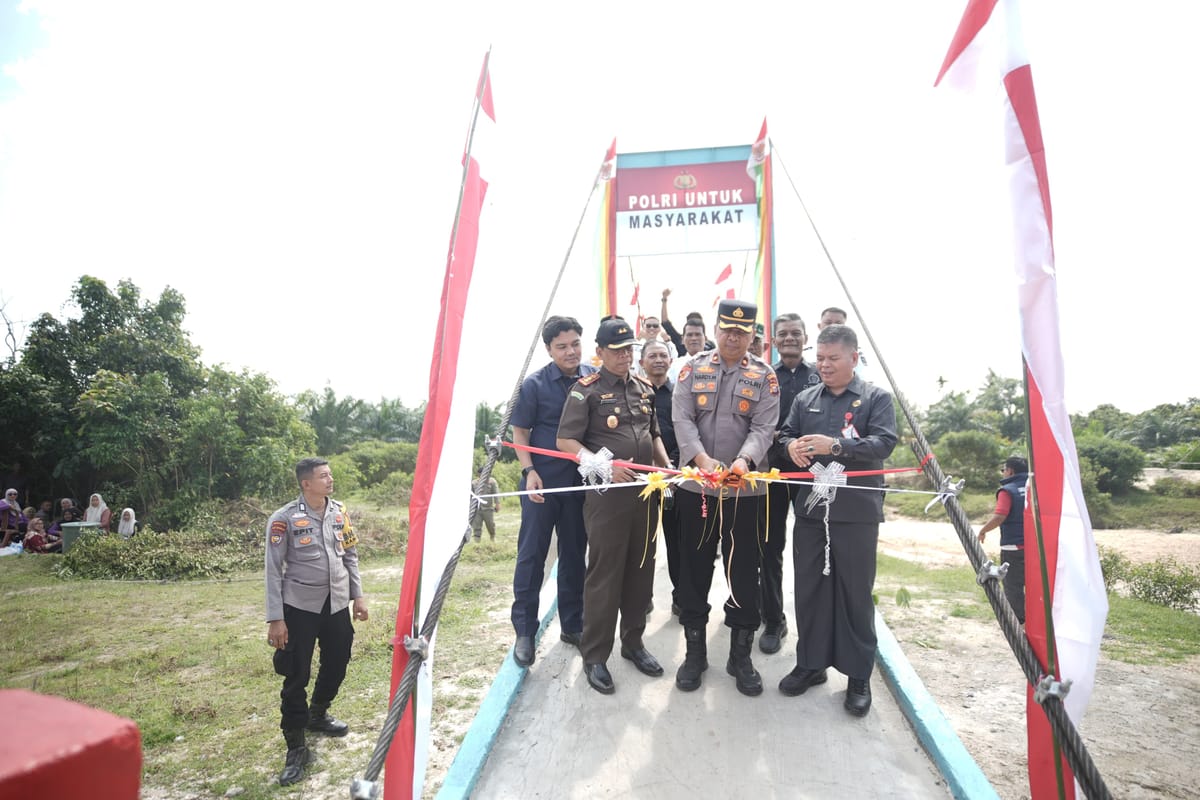 PLH Sekda Kuansing Apresiasi Jembatan Merah Putih Presisi, Masyarakat Rasakan Manfaatnya