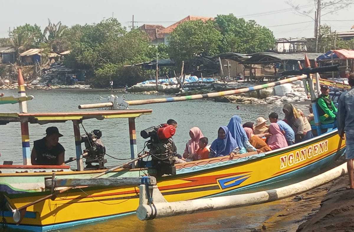 Kunjungan Wisatawan Meningkat, Pantai Cemara Puger Jadi Berkah UMKM Lokal