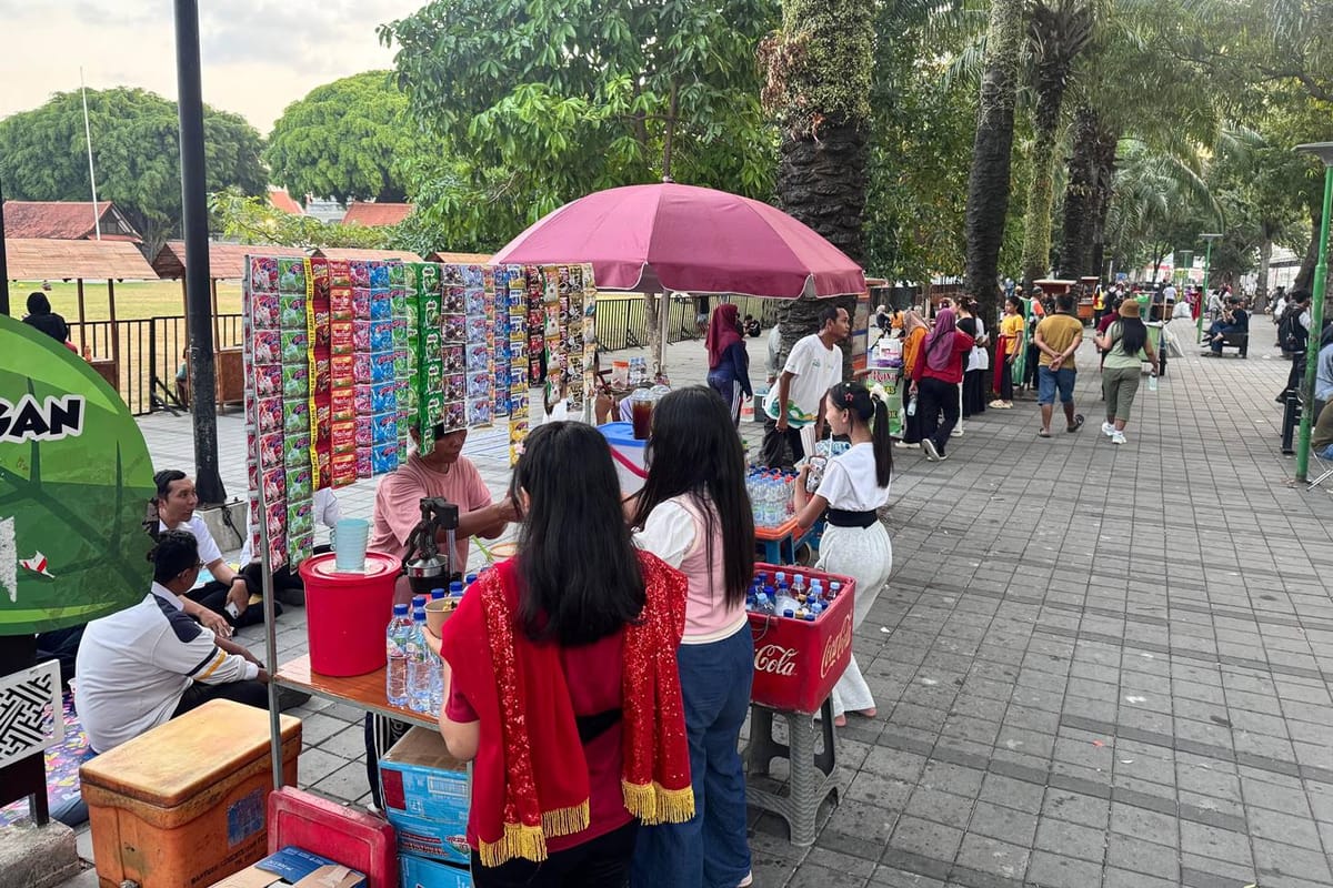 Banyuwangi Ethno Carnival Datangkan Rejeki bagi Pedagang Kecil