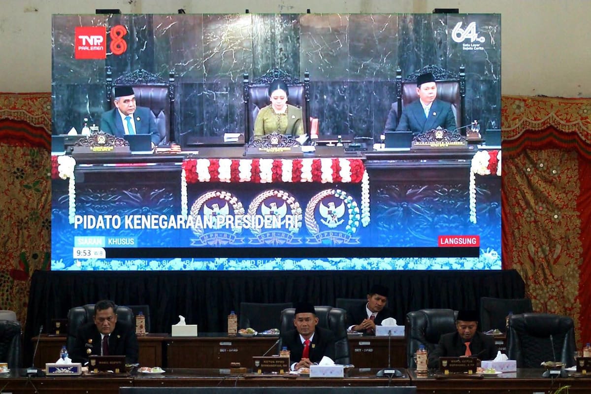 Wabup Pasaman Barat dan DPRD Dengarkan Pidato Kenegaraan Presiden tentang RAPBN 2027