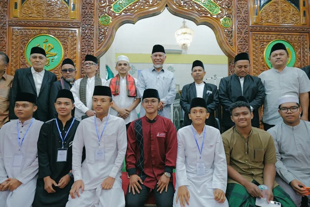 Lomba Khutbah Jum'at dan Azan tingkat SMA/SMK se Kota Padang, Gubernur Mahyeldi: Bukan Sekadar Cari Juara