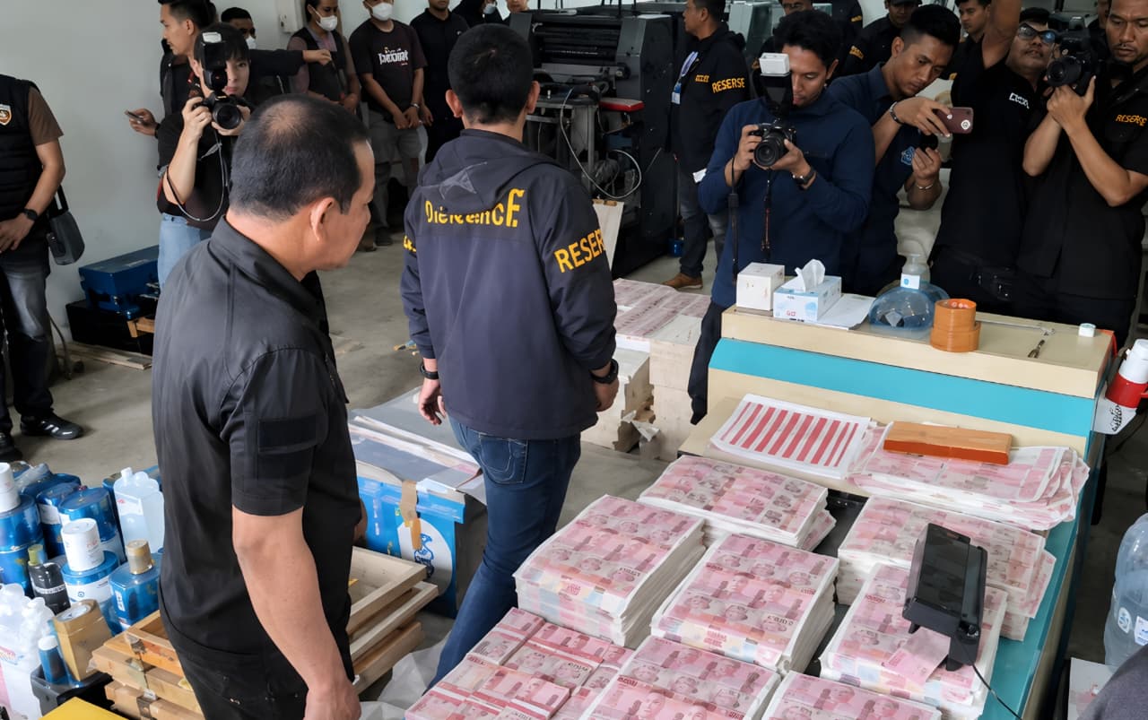 Nestapa di Balik Rp36 Miliar Uang Palsu : Ketika Sinyal Waspada Mengintai Pedagang Kecil