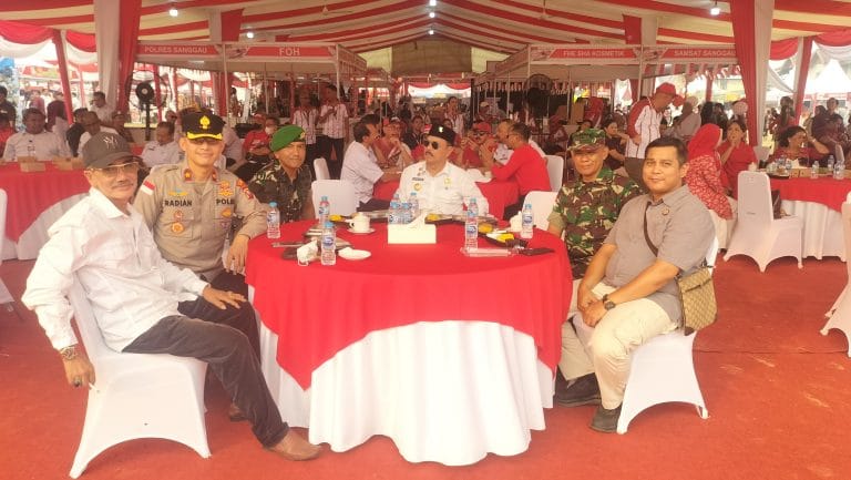 Festival Sabang Merah  Hari Kemerdekaan RI  ke-81 Sanggau Dipadati stand UMKM