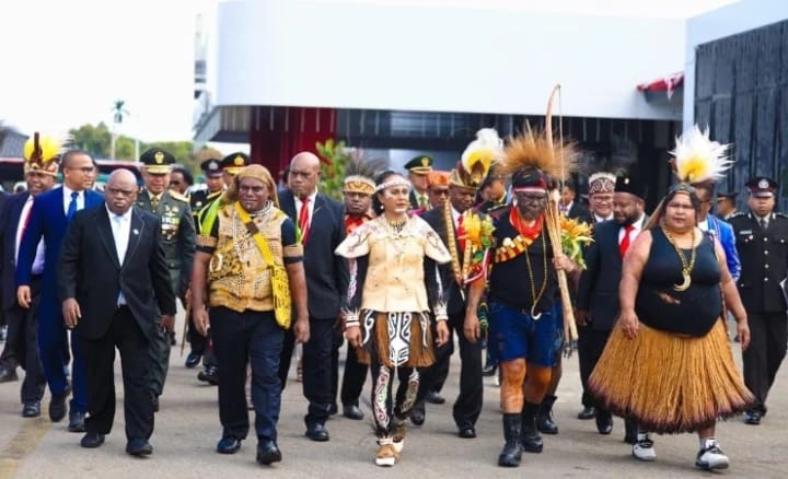 Program Pendidikan Gratis Pemprov Papua Tengah, Menjangkau 64.000 Lebih Pelajar & Mahasiswa