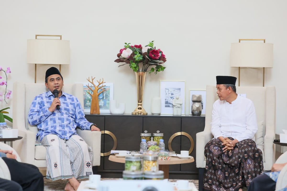 Lepas Kafilah MTQ Korpri, Taj Yasin Minta Jaga Nama Baik Jawa Tengah