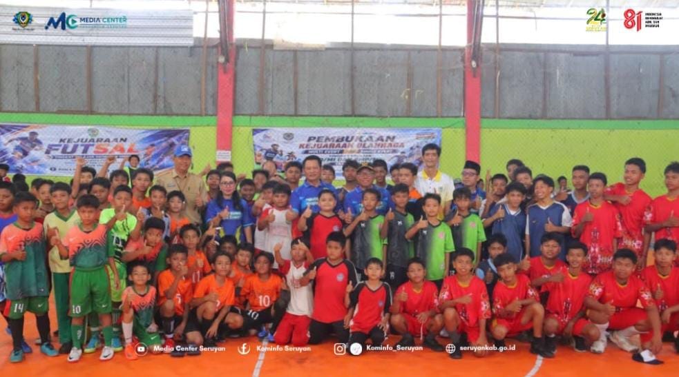 Dari Lapangan Futsal, Bupati Seruyan Tanamkan Mental Juara bagi Generasi Muda