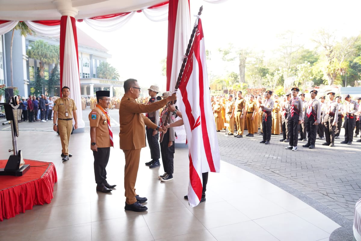 Nurochman Lepas 49 Pramuka Kota Batu ke Jamnas XII: Bawa Nama Daerah, Pulang Bawa Prestasi