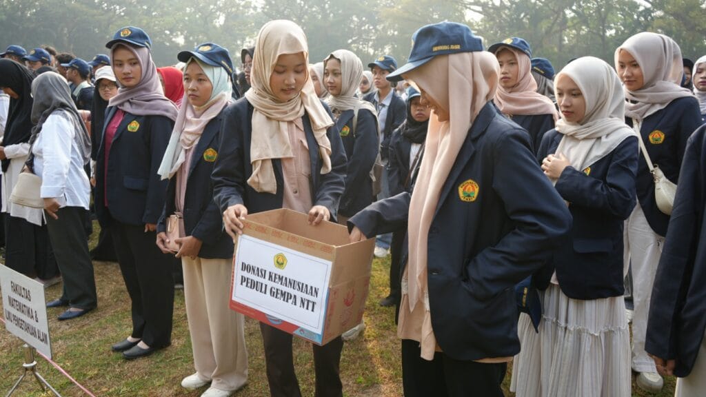 Rektor UNEJ Galang Bantuan Untuk Korban Gempa NTT Usai Upacara HUT RI