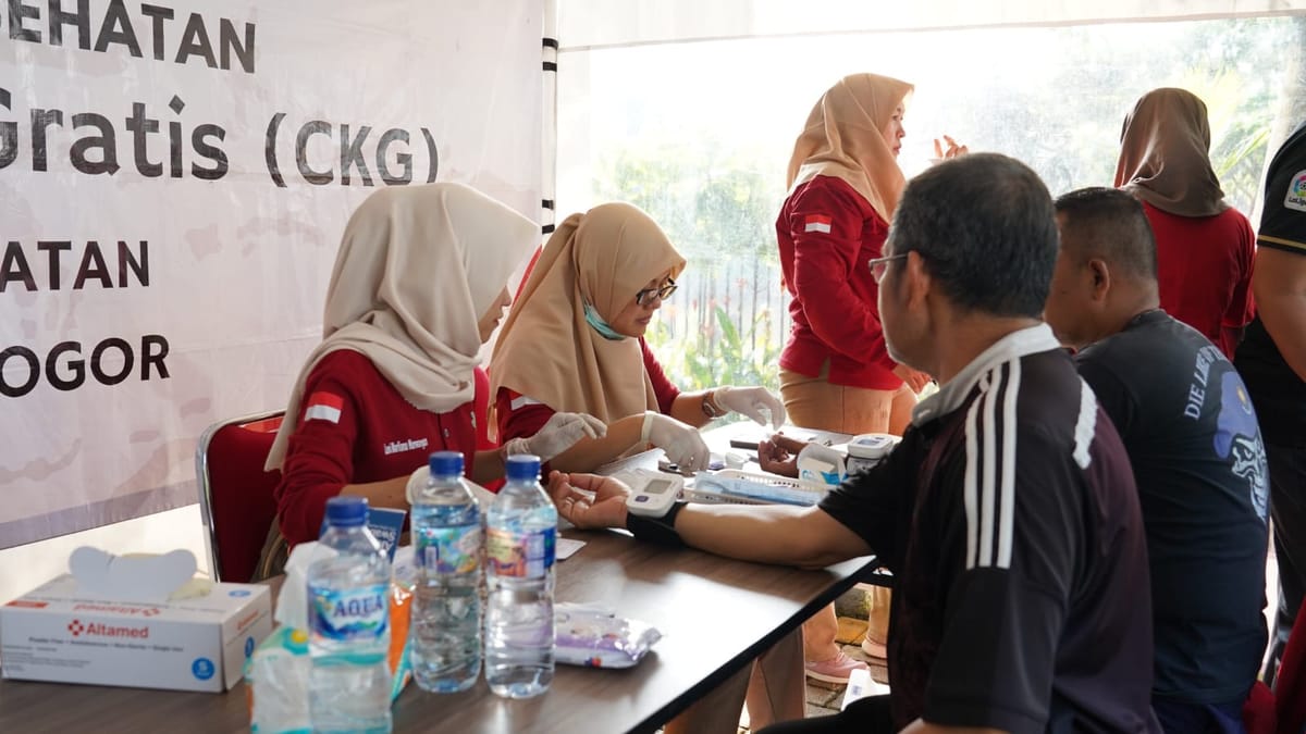 Pemkab Bogor Menberikan Layanan Publik Saat Car Free Day