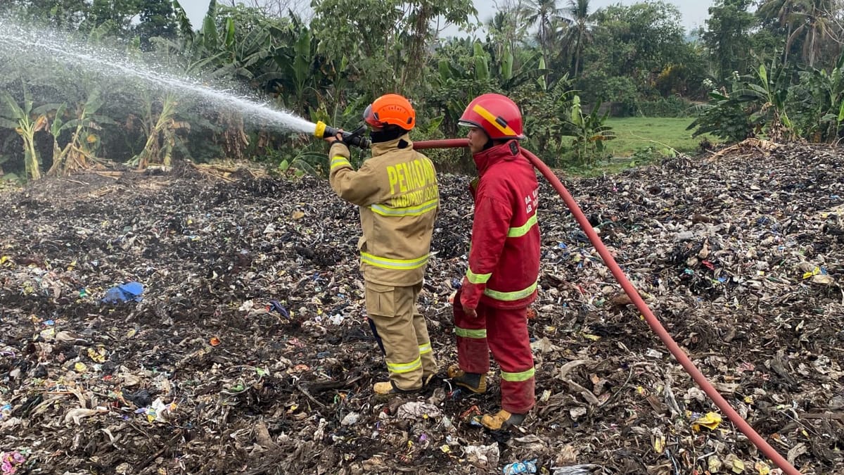 Pemantauan Menggunakan Drone Thermal Sangat Membantu Mendeteksi Titik Panas Di TPA Galuga