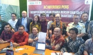 Pemerintah Dinilai Abai Atasi Karhutla Tim Hukum Nafas Kalbar Layangkan Class Action
