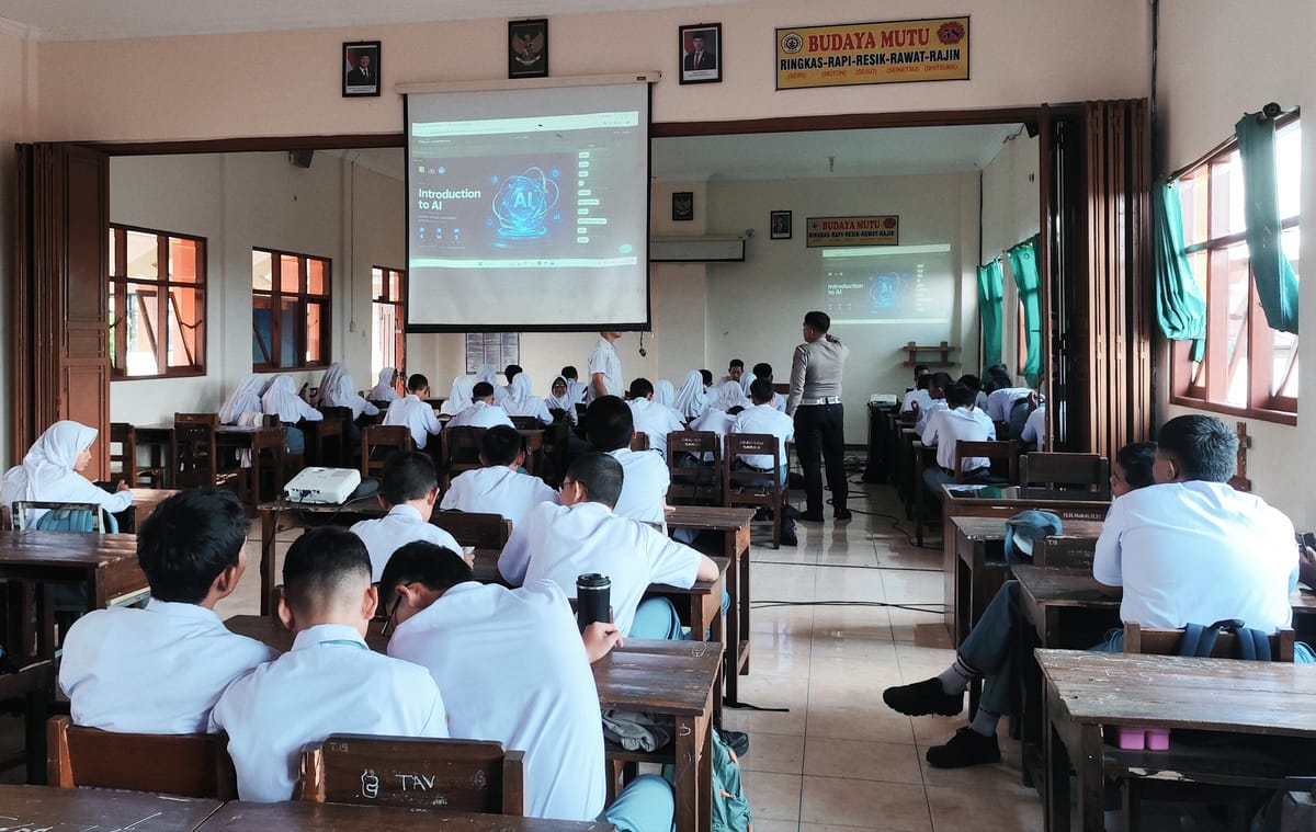 Polresta Banyumas Ajak Pelajar Jadikan AI sebagai Pendukung Belajar dan Berkarya