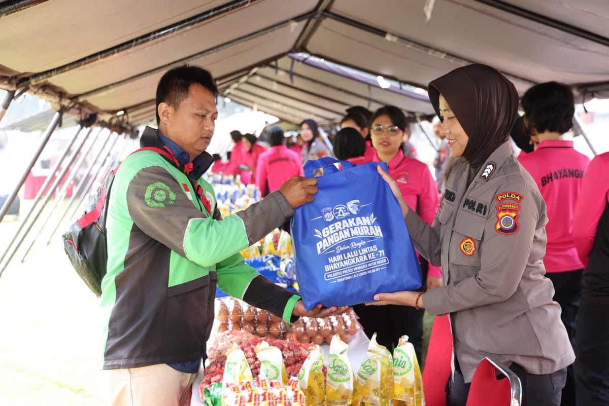 Sambut HUT Lalu Lintas ke-71, Polda DIY Kembali Gelar Pasar Murah