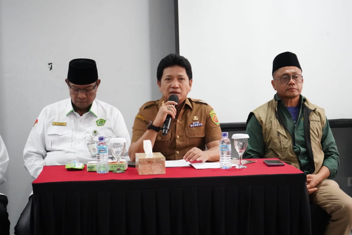 Sekretaris Daerah Provinsi Maluku Ir. Sadali Ie, M.Si., IPU   