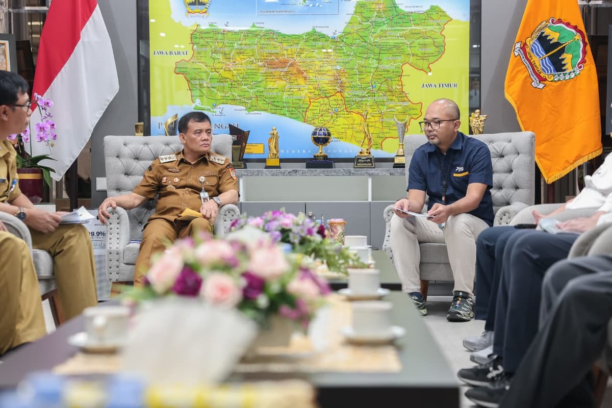 Stok Surplus 1,53 Juta Ton, Gubernur Jateng Perintahkan Operasi Pasar Tekan Harga Beras