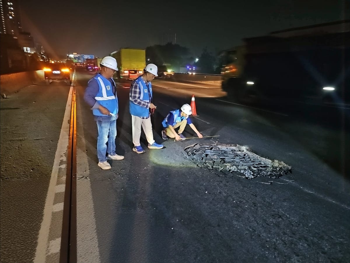 Jasamarga  Rekonstruksi Plat Jembatan Cisadane Tol Jakarta-Tangerang