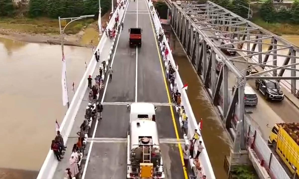 Jembatan Duplikasi Krueng Tingkeum  Aceh Beroperasi Penuh