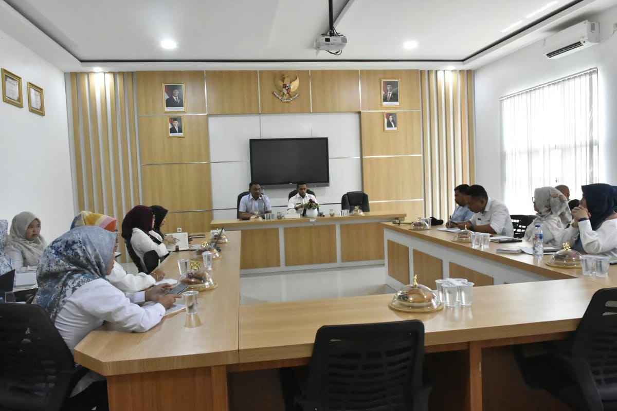 Plt. Kaper BKKBN Maluku Utara Terima Kunker DP2KBP3A Haltim, Bahas Penguatan Program Prioritas dan Rantai Pasok KB