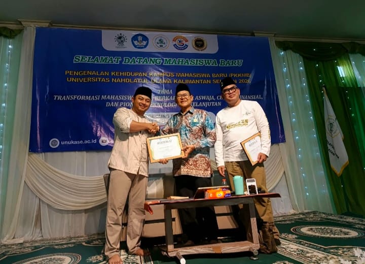 Ratusan Mahasiswa Baru Resmi Dikukuhkan melalui PKKMB UNUKASE 2026