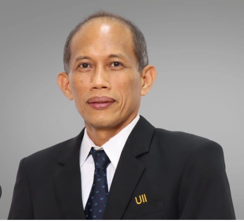 Prof. Masduki Ph.D: RRI, TVRI, Antara Digabung, Reformasi Media Publik atau “Super Media” Kekuasaan?