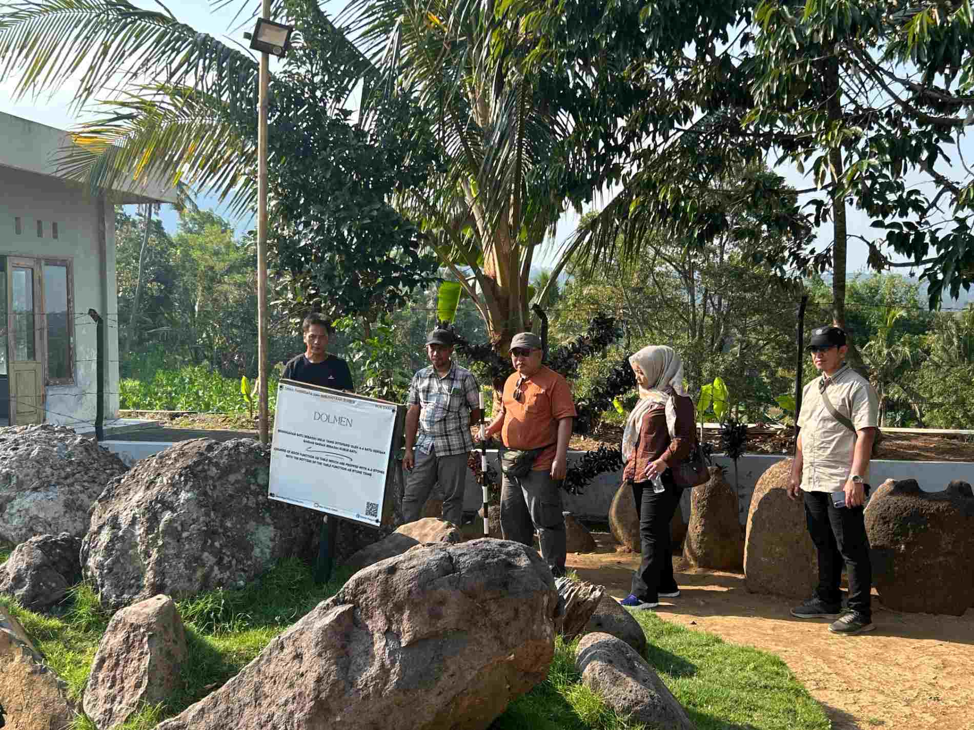 Kubur Dolmen Duplang Kamal Resmi Jadi Cagar Budaya, Jejak Peradaban Kuno Jember Makin Terlindungi